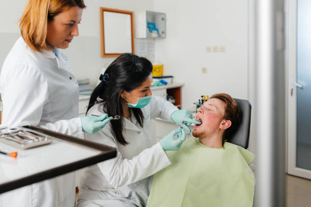 Best Emergency Tooth Extraction in Rector, AR